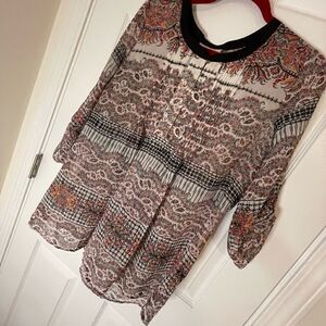 Pale Sky tunic 3/4 sleeve floral